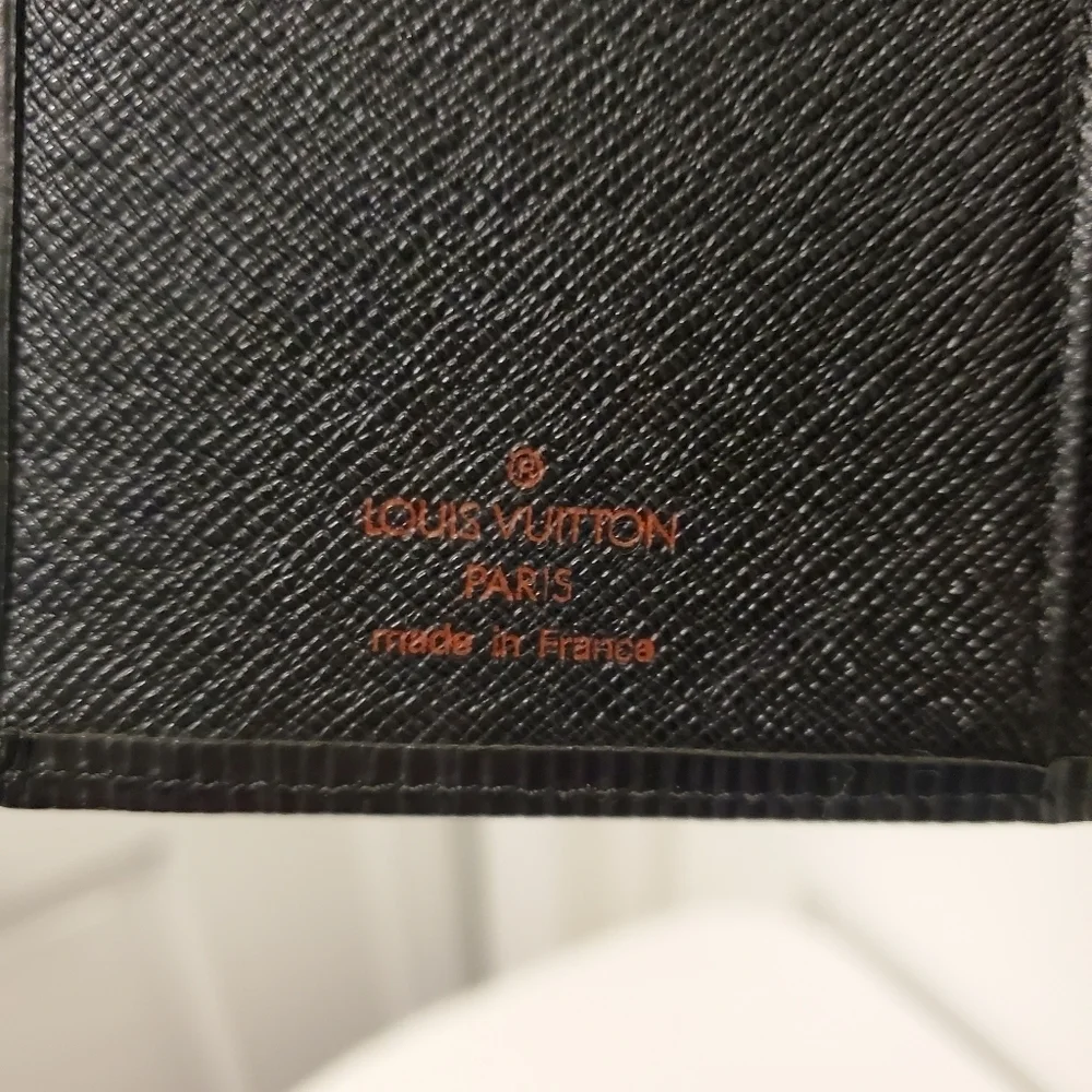 Louis Vuitton Epi Black Leather Kisslock Close Wallet, 2007